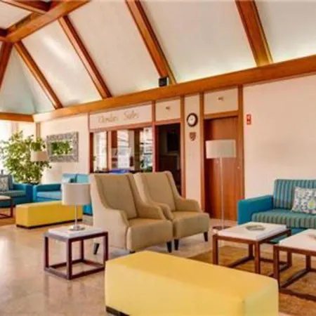 A Wow 2 Bedroom Sea View