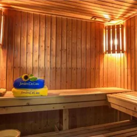 A Wow 2 Bedroom Sea View Апартаменти Портіман